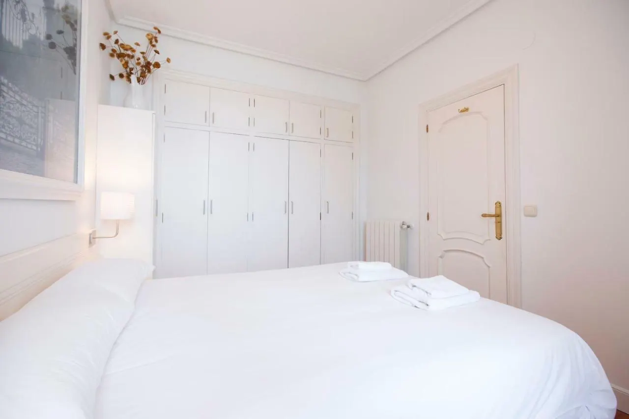 Breathtaking Terrace Views In Luxury Apartment - By Www,Sansebastianapartments,Es San Sebastián