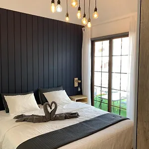https://luxury-los-diamantes-one-bedroom-apartment.tenerifehoteles.net