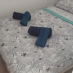 https://dory-house-los-cristianos.tenerifehoteles.net